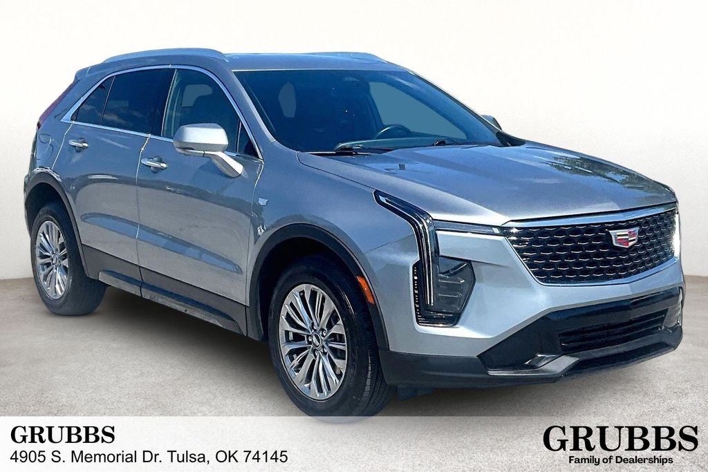 2025 Cadillac XT4 Premium Luxury in Argent Silver Metallic — front three-quarter view